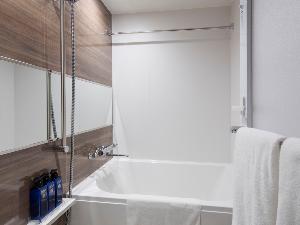 デラックスツインルームはバス・トイレがセパレートタイプ