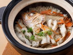 のどぐろ土鍋ご飯（のどぐろのお頭はイメージとなり、ご提供時お頭は付きません。ご了承くださいませ）
