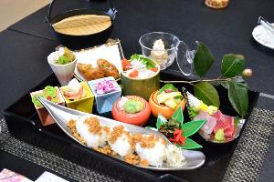 和風旅館の松華弁当