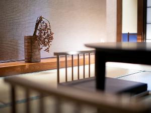 【スタンダード客室】四季折々の景色を楽しんでいただけるお部屋です。