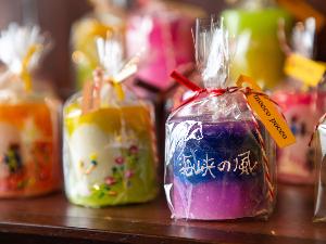 【売店】海峡の風オリジナル。全て手作りのため、世界に一つだけのキャンドルです。