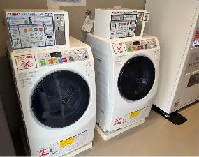 2階 共用部にランドリーがございます。
