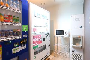 9階自動販売機コーナー・電子レンジ・製氷機