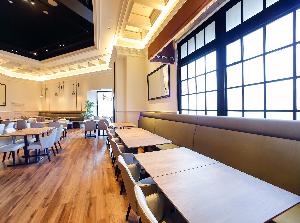 3階 GREEN WALL DINING
