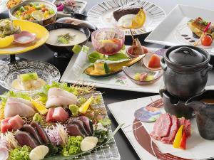 「涼夏ごちそう会席」黒毛和牛の壺焼きに、本鮪の極や四万十うなぎ、土佐夏野菜が堪能できる土佐風和会席