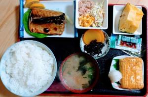 朝食