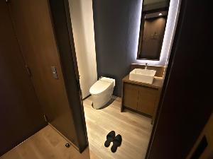 ◆【温泉風呂付】和洋室／広々としたトイレスペース（客室一例）