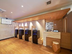 チェックインはスピーディーに自動精算機で★（新型コロナ対策です）