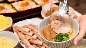 夕食（ミニビュッフェ・一口ラーメン）