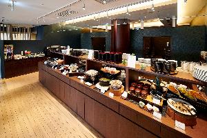 ★朝食ブッフェは秋田の旬と野菜が盛りだくさん！