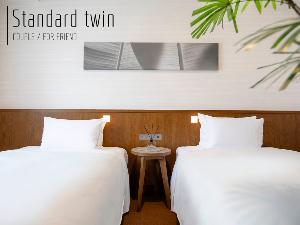 【スタンダードツイン】22平米／シングルベッド（110cm幅×2台）