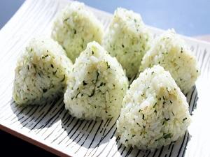 【料理イメージ】郷土料理　野沢菜おにぎり
