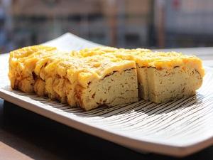 【料理イメージ】地元食材「菜の花みゆき卵」を使った自家製の玉子焼き