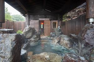 【貸切露天風呂】亀岩の湯