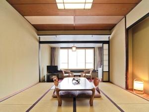 ★【スタンダード和室／30～35平米】畳の薫りもすがすがしい、日本旅館ならではの空間