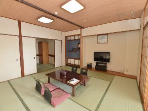 【本館】眺望側/和室(8〜12.5帖)