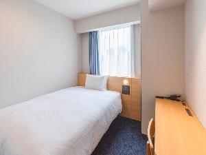 スタンダードシングル  12.4〜12.9平米　140cm幅ベッド　40型インターネットテレビ　全館浄水システム採用　Wi-Fi＆有線LAN接続無料　加湿機能付空気清浄機