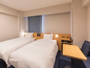 スタンダードツイン  18.7平米　110cm幅ベッド　50型インターネットテレビ　全館浄水システム採用　Wi-Fi＆有線LAN接続無料　加湿機能付空気清浄機