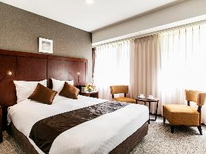 快適な眠りをお約束する落ち着いた安らぎの空間！■設備18平米、ダブル×1台、テンピュール枕、Wi-Fi、ミラーリング機能付TV、VOD（有料ch）、冷暖房
