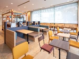 ×【ライブラリーカフェ】お仕事や商談、旅の相談スペースとしてもご利用いただけます
