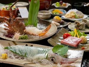 玄界灘の魚介類を用いた会席料理