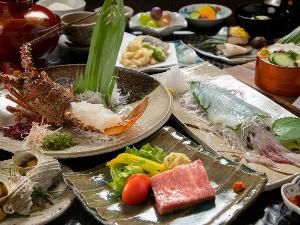 五島の伊勢海老と佐賀牛の網焼き