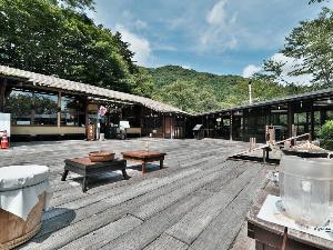 夏の外観