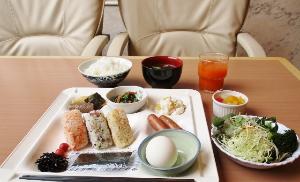 朝食無料サービスにてご提供　和食タイプ