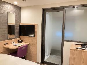 客室室内のイメージ（セミダブルC）
