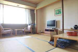 ６畳の和室です。１名〜３名でご利用いただけます。