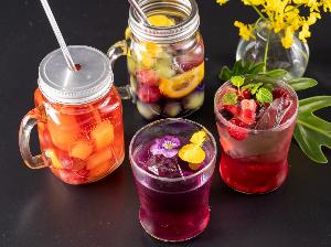 【SKY BAR AUGUST MOON】