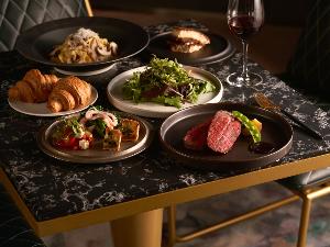 ◆Dinner｜営業時間18：00〜21：00（L.O.20：30）