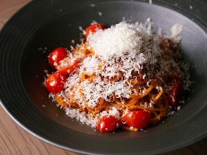 ◆Lunch｜淡路島から毎朝届く正麺を使った、野菜が主役の具だくさん生パスタランチ