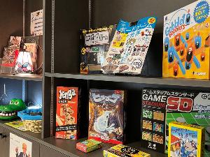 ボードゲームもございます♪お部屋で夜通しゲームナイトはいかがでしょうか？