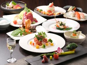 創作膳／季節ごとの旬の食材を使用しています。