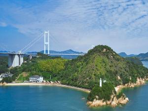 人口が20人にも満たない馬島。島民が守り続けてきた無垢な自然を全身で感じでください。