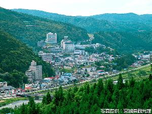 鳴子温泉全景