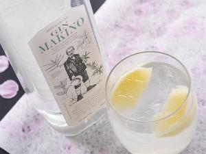 【小夏のMAKINOGINトニック】司牡丹のクラフトジン『MAKINOGIN』に小夏を加えたジントニック。