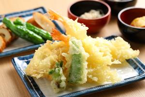 ■季節の揚げたて天ぷら