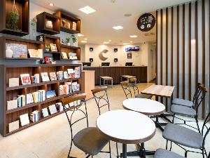 ×【ライブラリーカフェ】営業時間：10時～24時◆無料でご利用いただけます