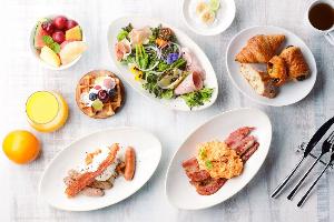 【朝食】ホテル自慢の朝食ブッフェ。