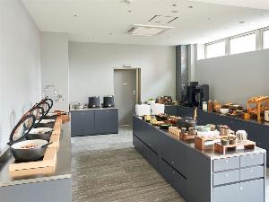 【朝食】地元の新鮮な食材を使った、和食中心のビュッフェ形式のモーニング。