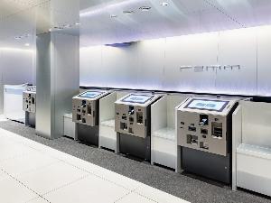 【12階】フロントカウンター（自動チェックイン機）