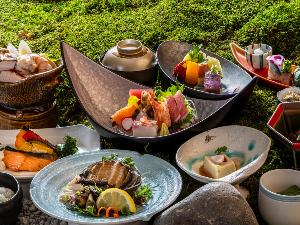 【デラックス】近海鮮魚など旬の和食コース