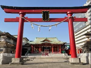 アパホテル〈羽田穴守稲荷駅前〉から徒歩5分以内にあります。穴守稲荷神社本殿でございます。