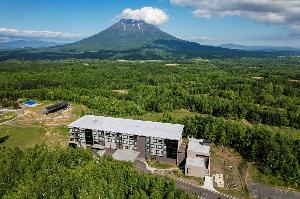  世界にまだ5軒しかない「リッツ・カールトン・リザーブ」の1つとなる、「東山ニセコビレッジ、リッツ・カールトン・リザーブ」が、北海道の一大リゾート「ニセコビレッジ」に誕生しました。