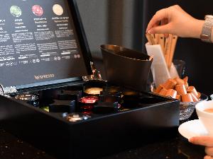 ラウンジでお好きなだけお召し上がりいたけます