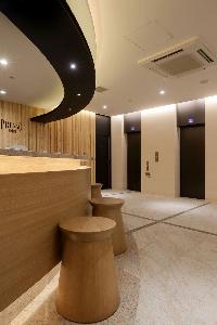 1階エレベーターホール