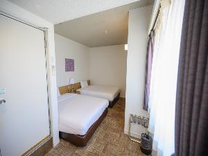 ◆ワイドツインルーム／ベッド幅140センチでゆったり寛げるお部屋（客室一例）
