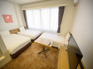 ◆トリプルルーム／エクストラベッドを利用できます。グループ旅行や家族旅行にもおすすめ。（客室一例）